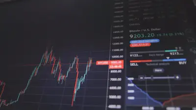Handelsbildschirm mit Kurscharts als Symbolbild für Coinbase